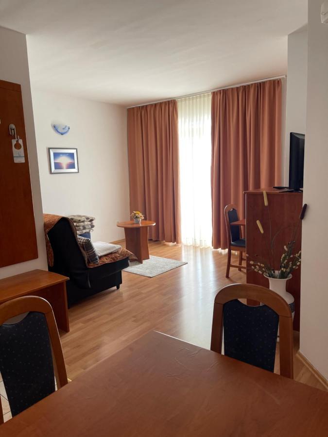 Villa Sunce Podgora Exterior foto
